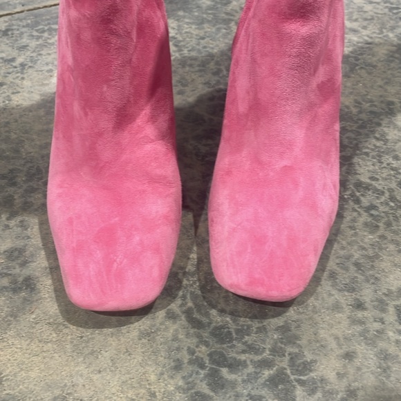 Sam Edelman- SZ 7 Pink Suede Codie Ankle Boots - Picture 3 of 11